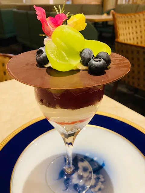 カフェラウンジ「 ルバード」