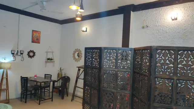 OYO 40306 White House