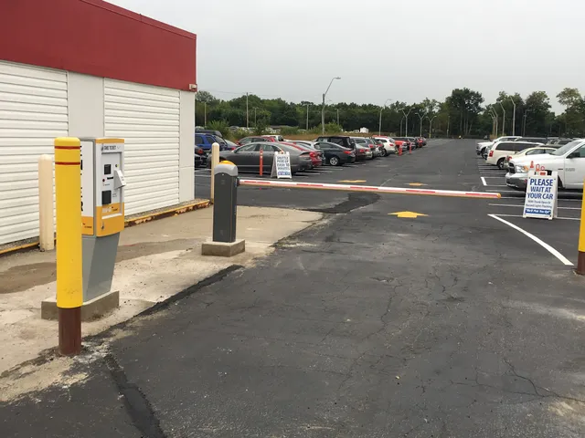 Park-N-Go Dayton Airport | Economy & Valet Parking with EV Charging Services