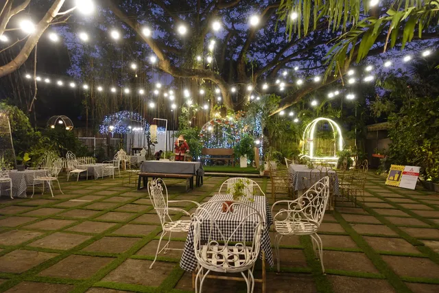 Lolo's Place Restaurant