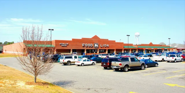 Swift Creek Shopping Plaza