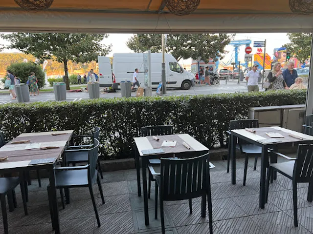 Arroceria boca do rio