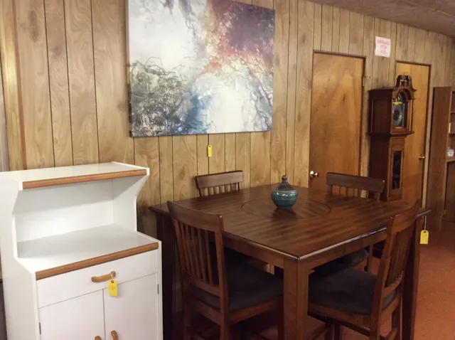 Glenn Furniture Company LLC