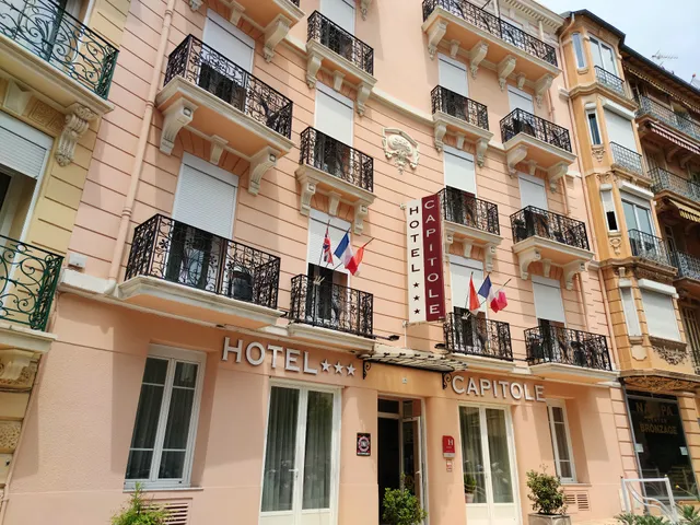 Hôtel CAPITOLE