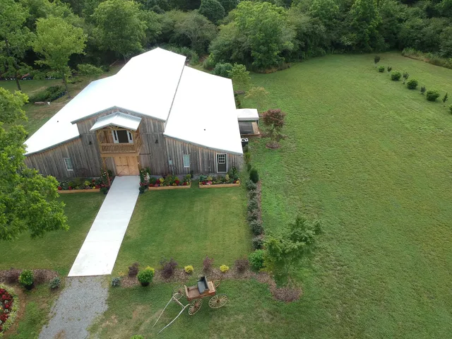 Dunn's Vintage Gardens