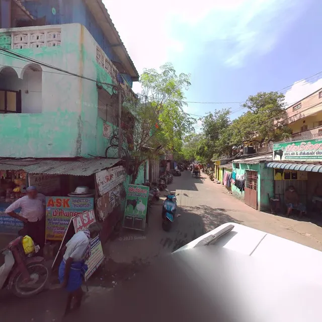 Mummy daddy fast food