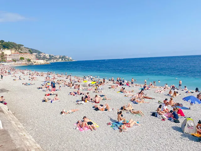 Plage publique de l’opera