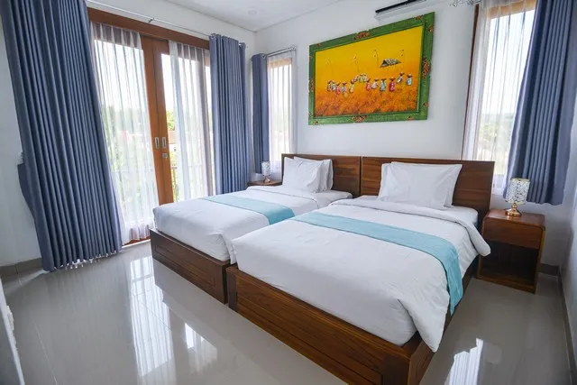 Villa Dua Warna Dencarik