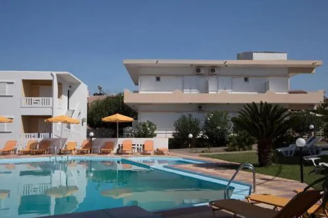 Elena Rooms & Apartments