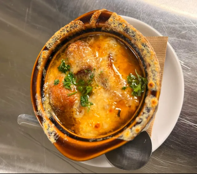 Freedom’s Kitchen & Bar