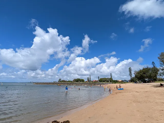 Raby Bay Foreshore Playground