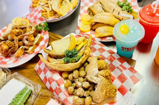 JJ Fish & Chicken Locust Grove GA