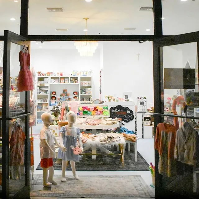 La Luna Children’s Boutique