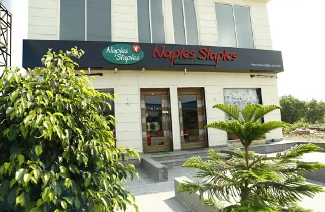 Naples Staples, Maan Hinjewadi
