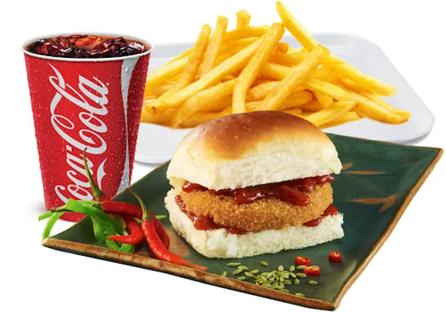 Goli Vada Pav No. 1, Sector 26, Noida