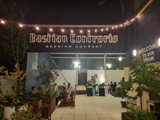 TAPROOM BASTIAN CONTRARIO