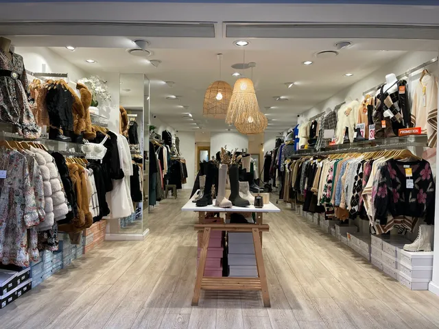 TPGK- Boutique Cannes