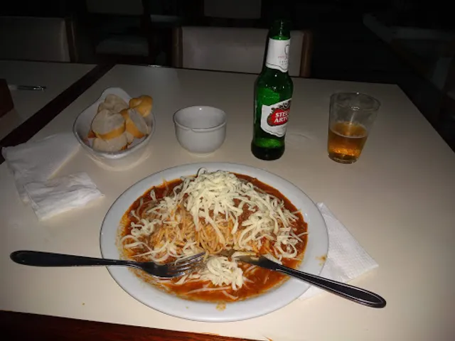 Restaurante. Estância Del Puerto