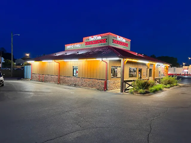 Bar-B-Cutie SmokeHouse