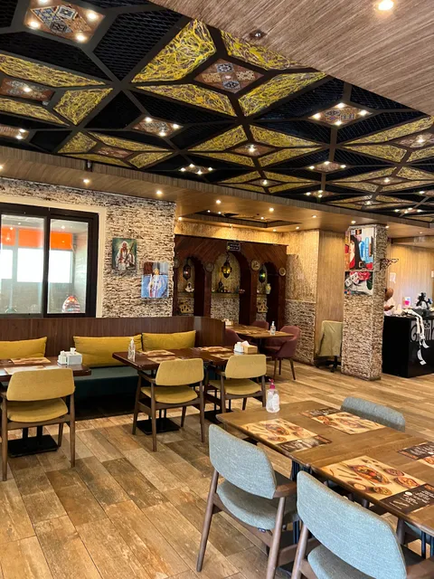 Tasha Restaurant مطعم طشه