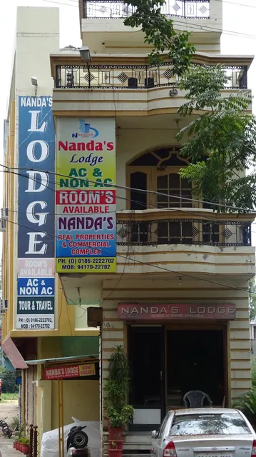 Nanda's Lodge
