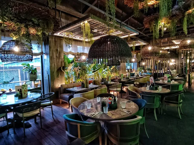 Enjoy It, La Jonquera