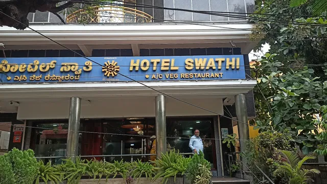 Swaathi Restaurant || Hubli