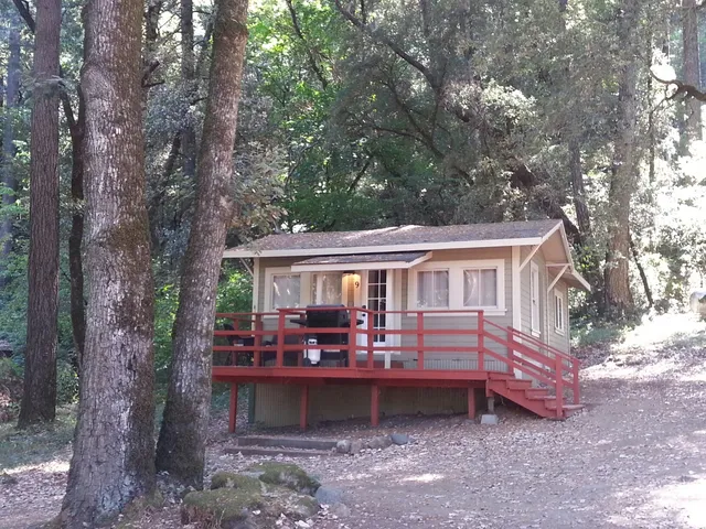 China Creek Cottages