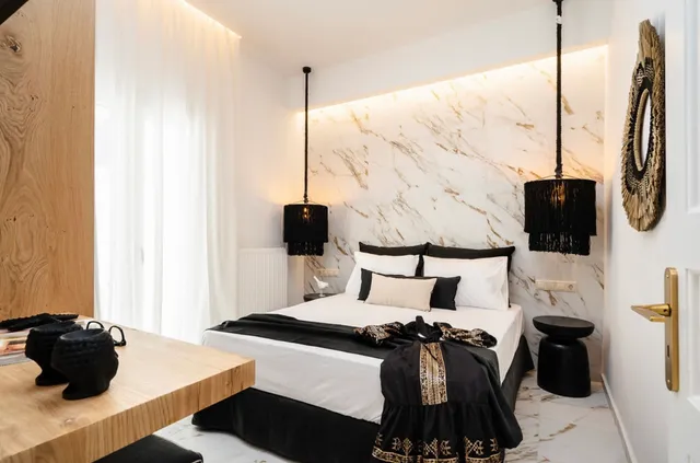 Naxos Petite Studios In Town