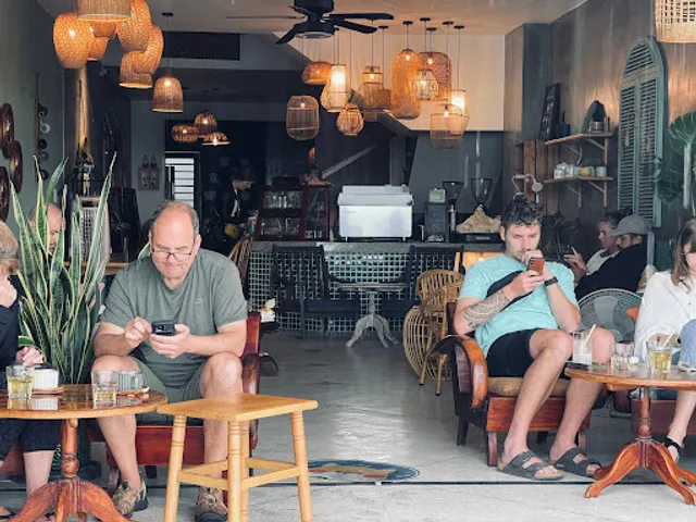 Rice Paddy House. | Boutique Café. | Vegetarian Café.