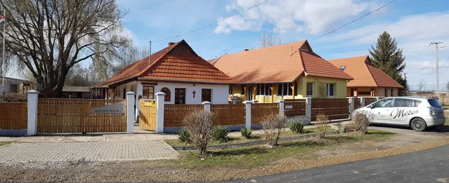 Mézes Vendégház és Apiterápiás központ