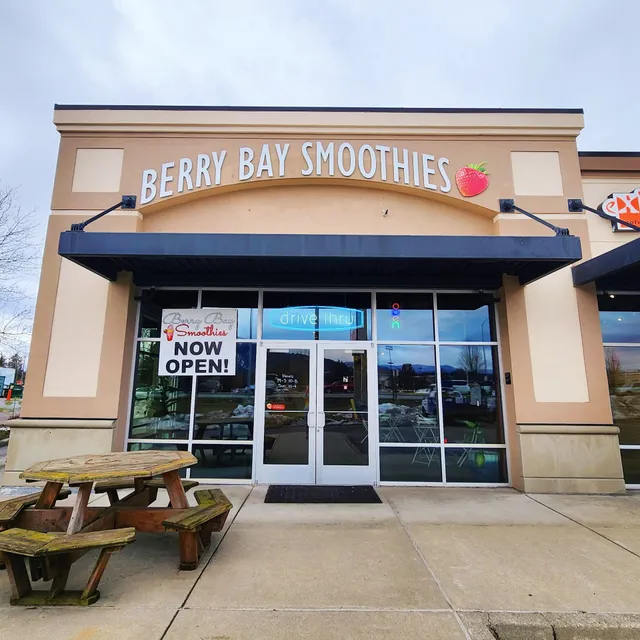 Berry Bay Smoothies