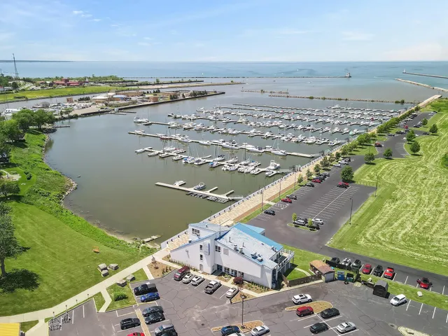 Oasis Marinas at Port Lorain
