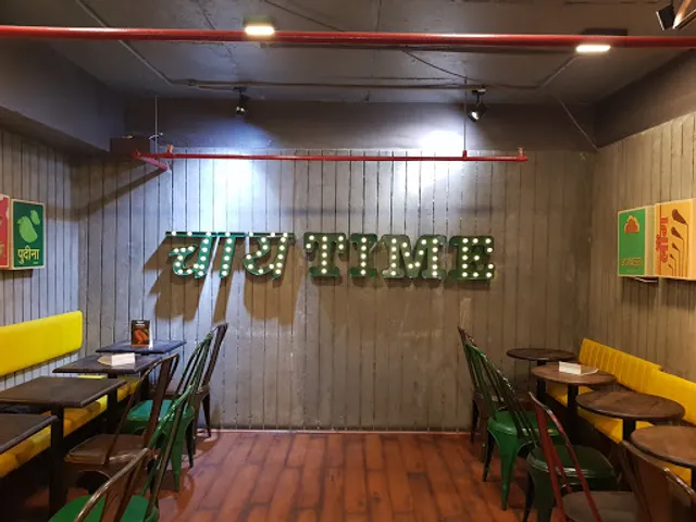 Chaayos Cafe - Good Earth City Center, Gurgaon