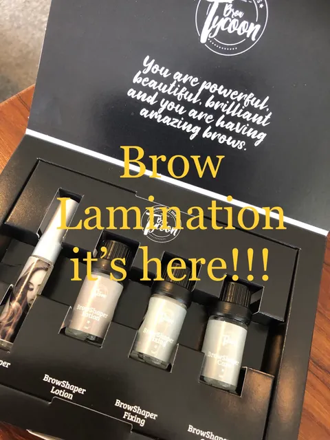 SMK bespoke FACIALS & GROOMING ROOM