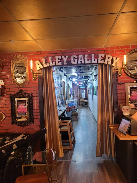 Bourgeois Pig, Casper, WY