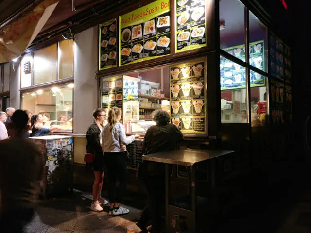 Mr. QTA ASIA FOOD & SUSHI BAR