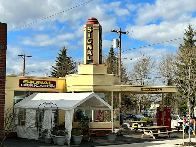 Signal Station Pizza