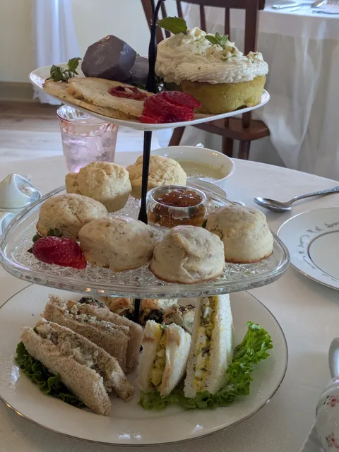 Gracie's Pour Decisions