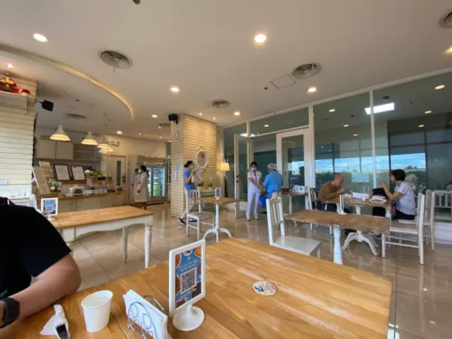 10 Dove Street Restaurant