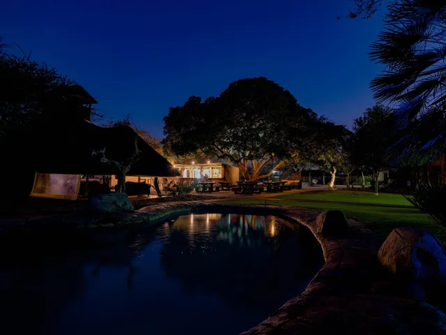 Tawni Safari Lodge