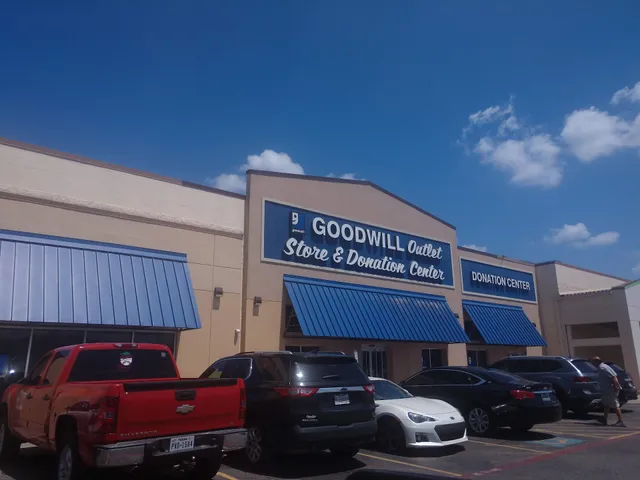 Goodwill Thrift Store & Donation Center – Briargrove