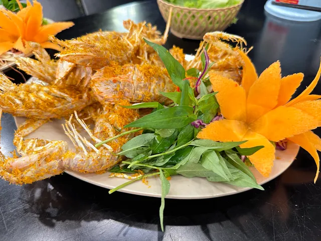 Lai BBQ& HẢI SẢN(来瓦片烧烤-海鲜)