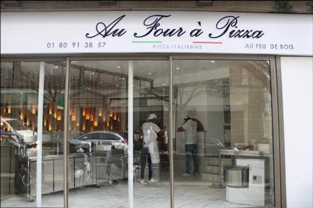 AU FOUR A PIZZA ~ Au feu de bois ~
