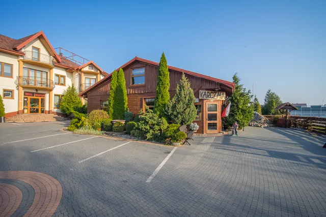 Pod Świerkami hotel restauracja