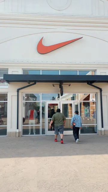 Nike Factory Store - Simpsonville