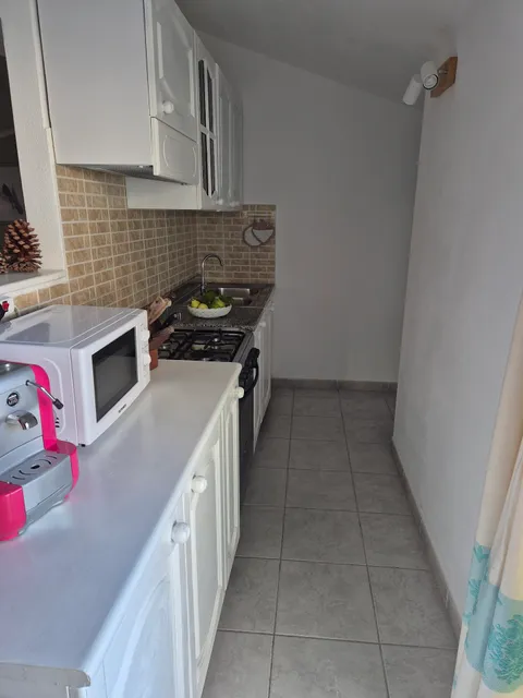 CASA ELENA C. VILLASIMIUS