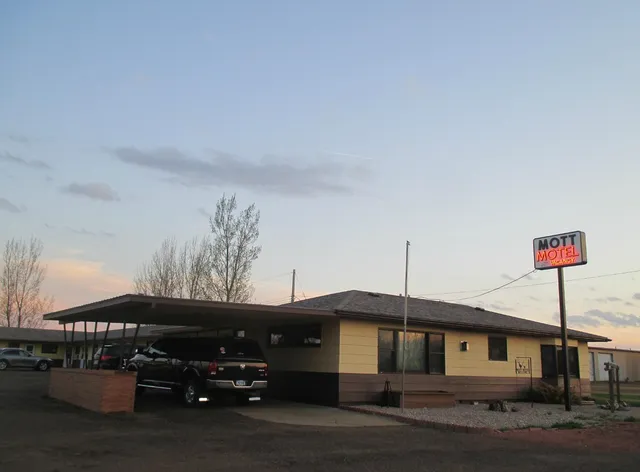 Mott Motel