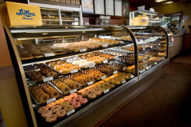 LaMar's Donuts and Coffee