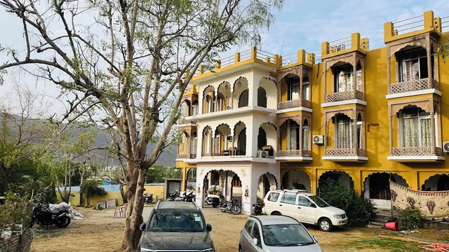 Hotel Radhika palace and restaurant